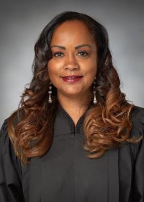 Chandra Reid